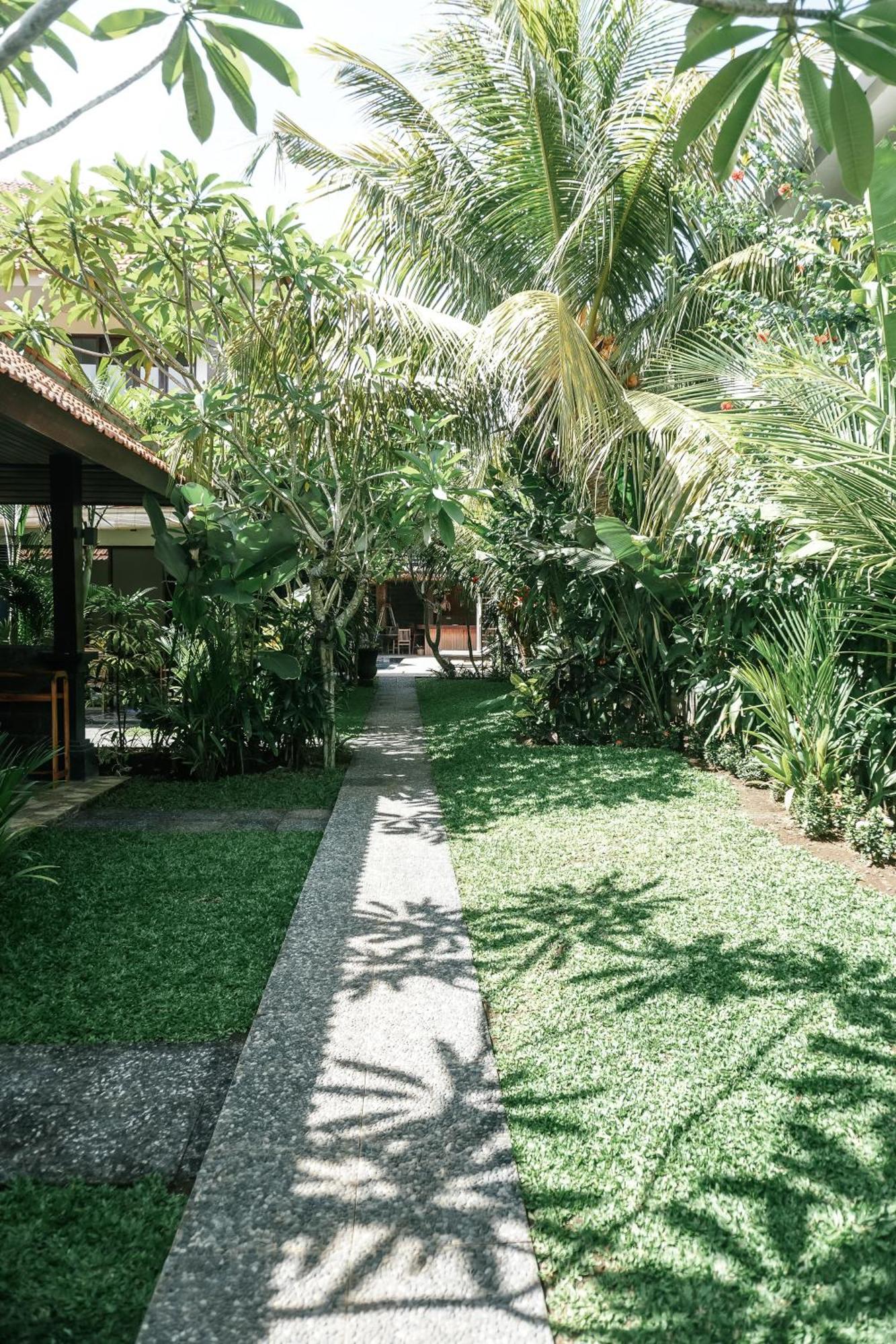 Guest house De Olas Padang Padang Bali
